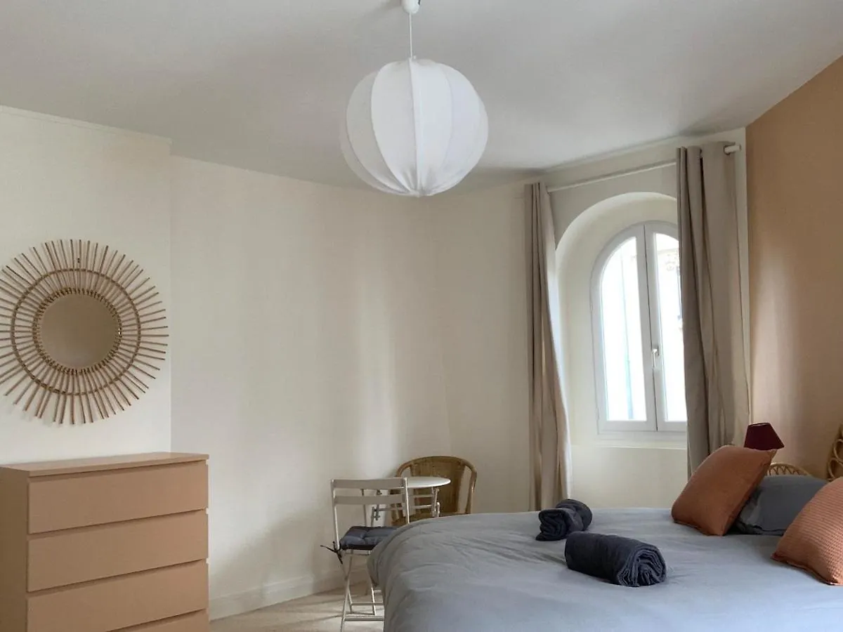 Paris 15, Beautiful 3 Bedrooms France