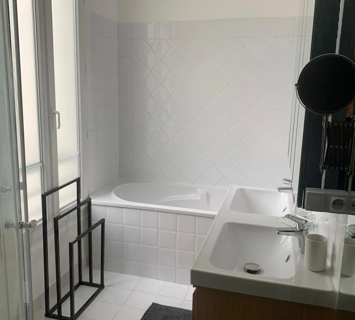 Paris 15, Beautiful 3 Bedrooms 0*,  France